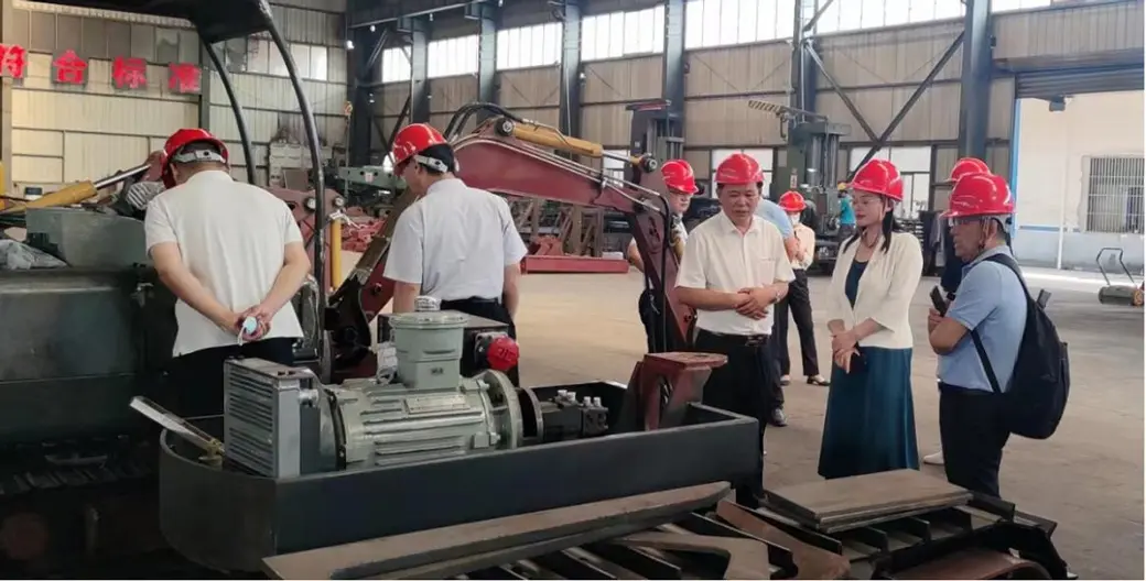 Shandong University and Sant Heavy Industry Discuss Comprehensive Strategic Cooperation in Industry-Academia-Research Collaboration.