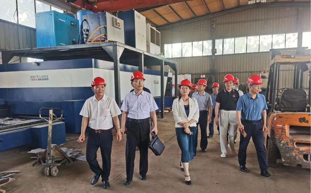 Shandong University and Sant Heavy Industry Discuss Comprehensive Strategic Cooperation in Industry-Academia-Research Collaboration.